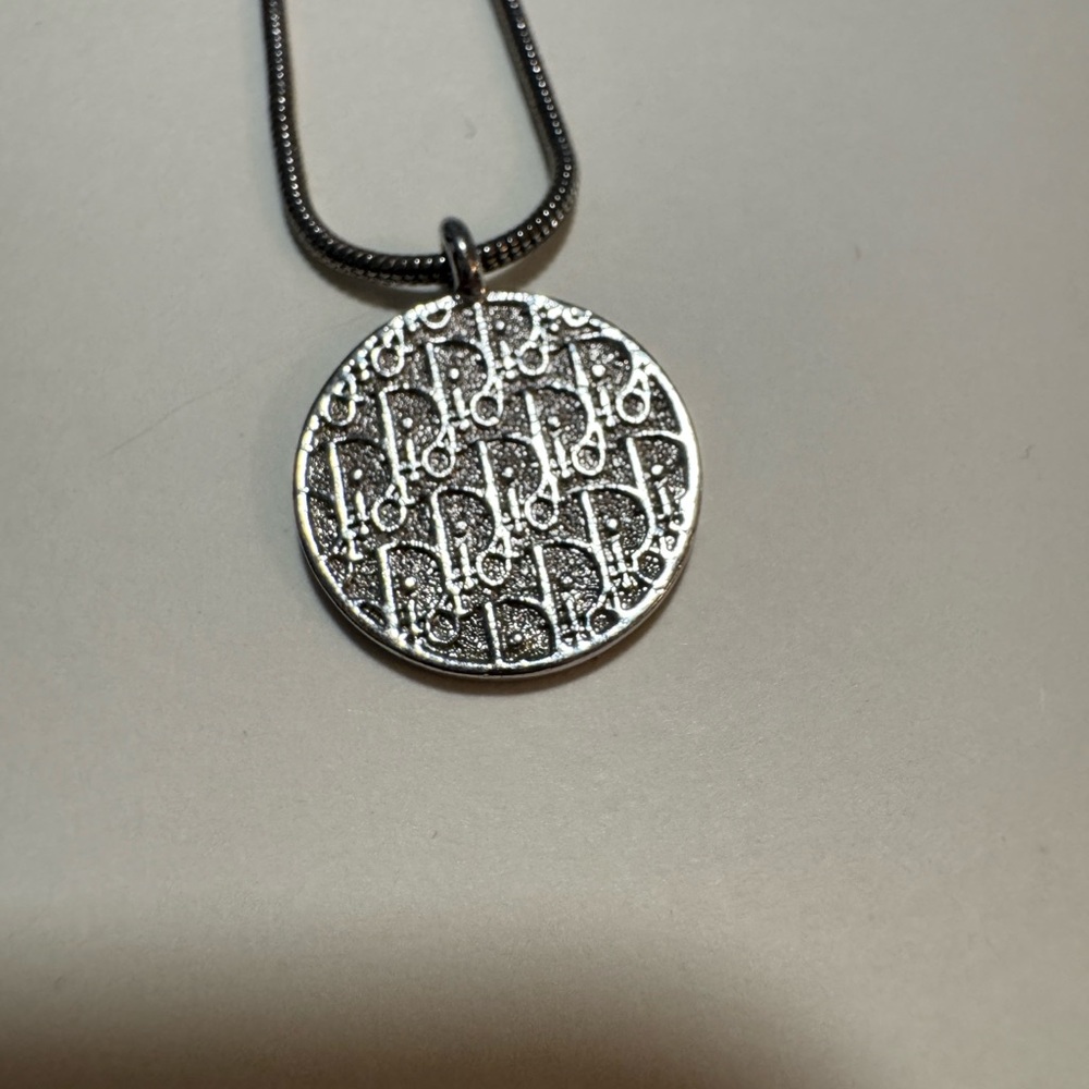 Christian Dior Trotter Silver Pendant Necklace‎